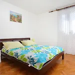 By The Sea Arbanija, Ciovo - 18224 Апартаменти Трогір