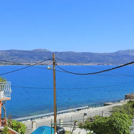 Appartamento By The Sea Arbanija, Ciovo - 18224 *