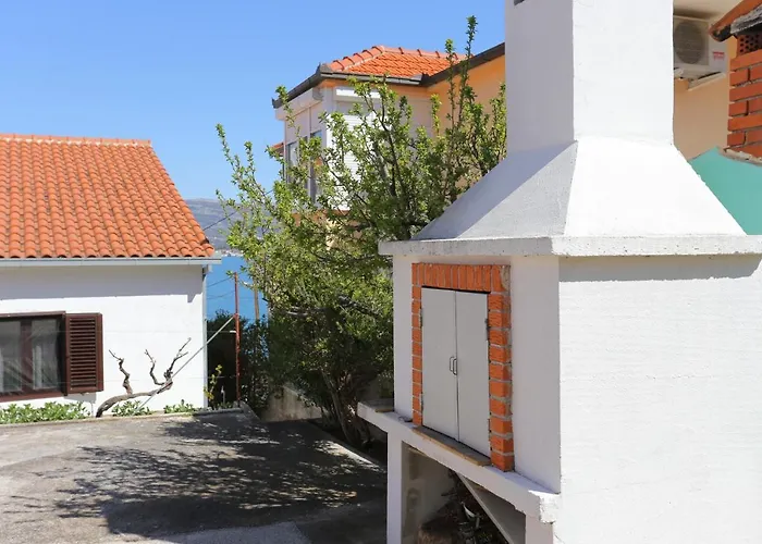 Apartment By The Sea Arbanija, Ciovo - 18224 *
